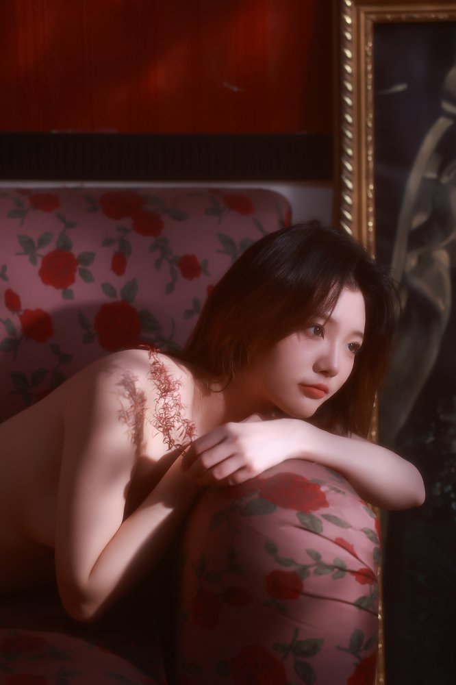 桃良阿宅 – NO.042 红桃 [13P]
